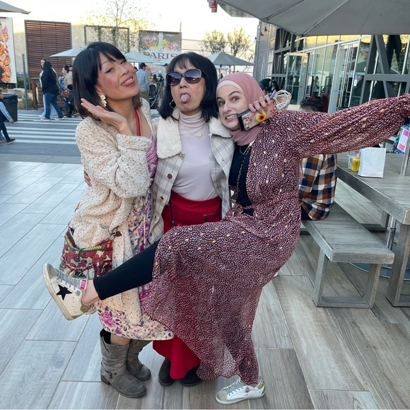 Please Like, Save & Share This Listing For My Next Silent Show💕 Thanks🥰 - Picture 6 of 16